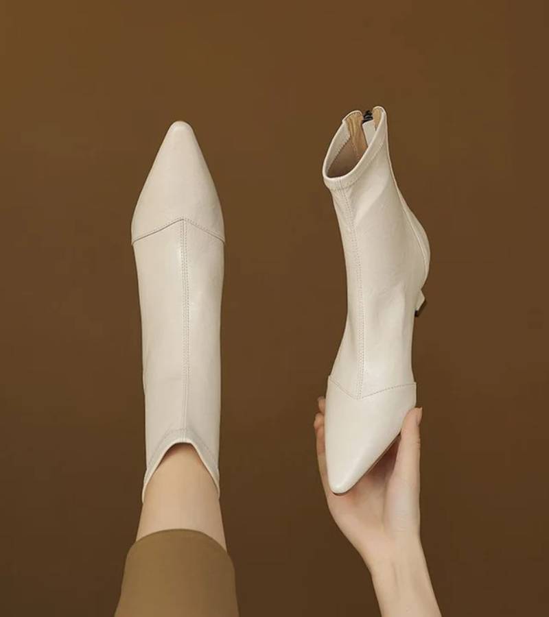 Fulvia™ | Botines minimalistas de piel con tacón medio