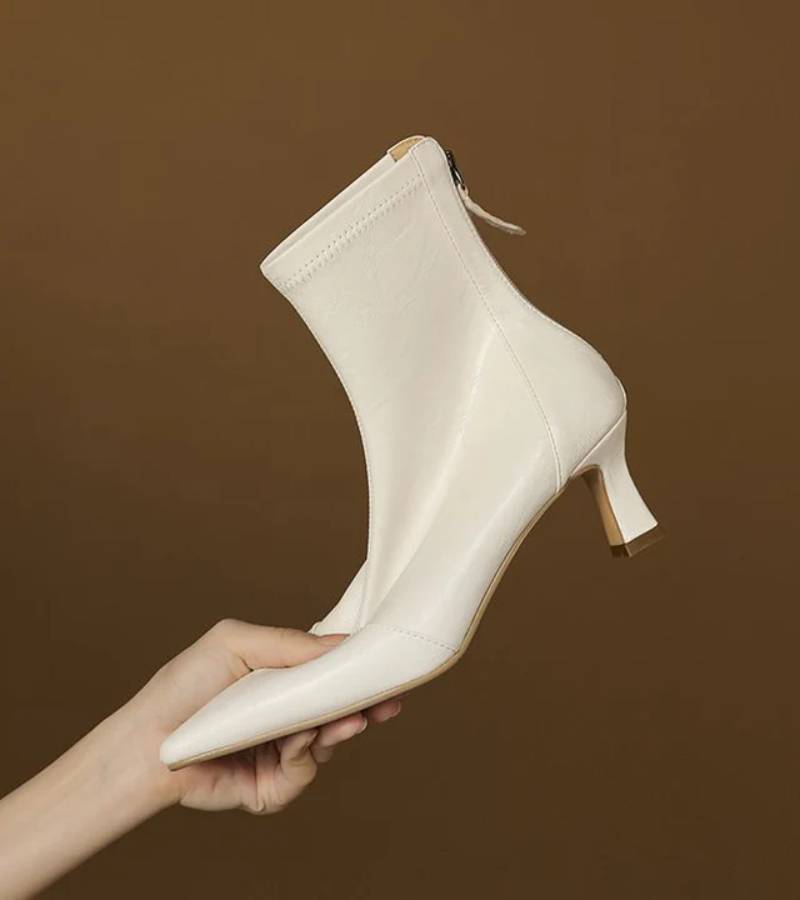 Fulvia™ | Botines minimalistas de piel con tacón medio