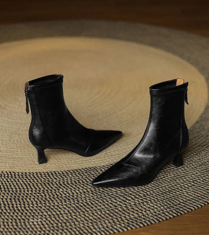 Fulvia™ | Botines minimalistas de piel con tacón medio