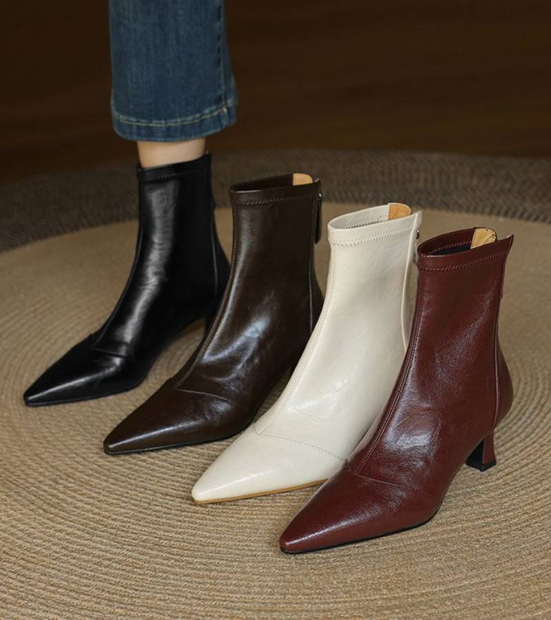 Fulvia™ | Botines minimalistas de piel con tacón medio