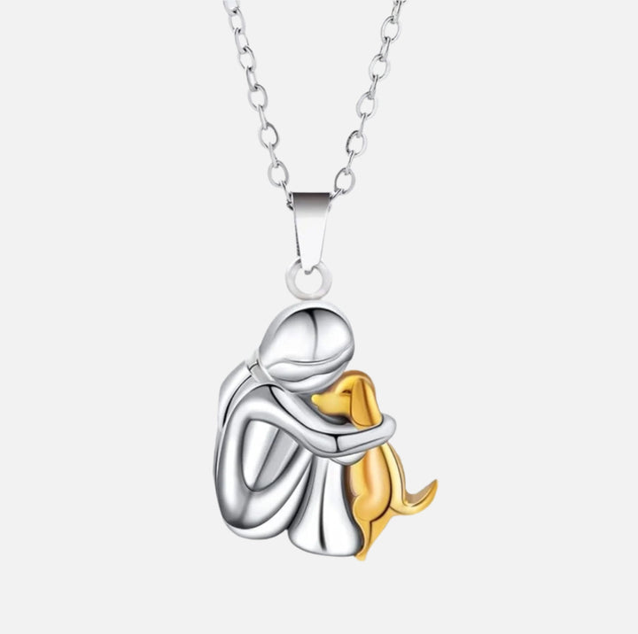 Olivia™ | Collar con colgante en forma de perro