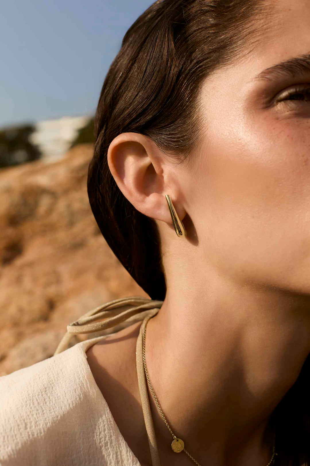 AURELI GOLD™ | Pendientes cubre-lóbulo bañados en oro 22K