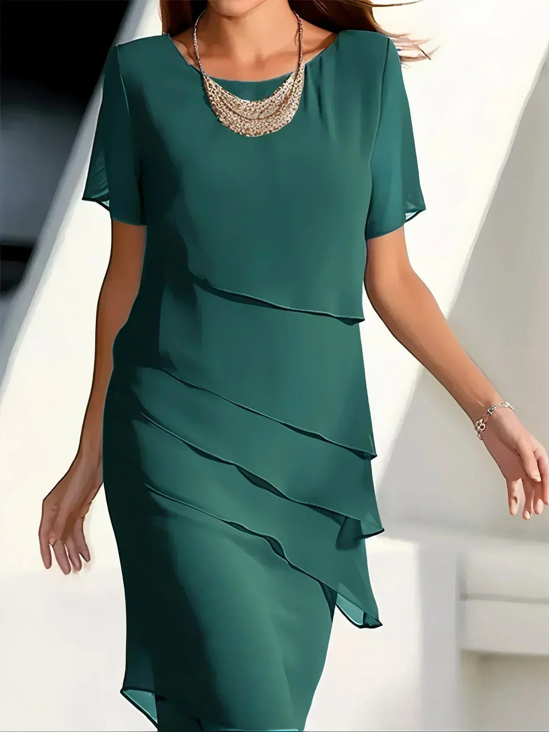 Anastasia™ | Vestido Midi de Capas Luxe
