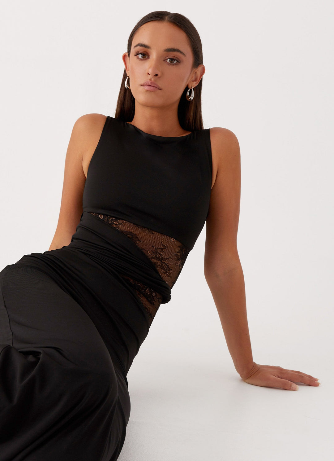 Aitana™ | Vestido maxi entallado con encaje