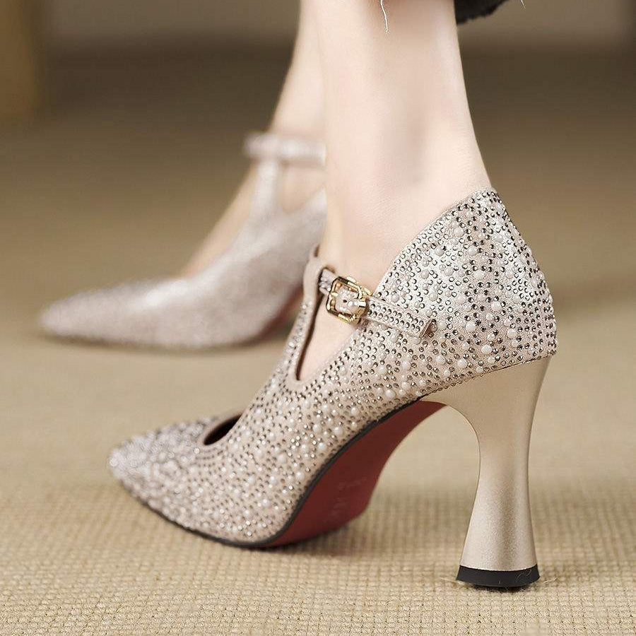Lucía™ | Botines elegantes con hebilla