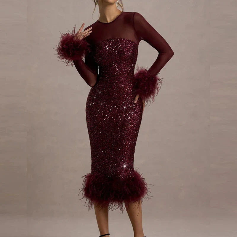 Mirabelle™ | Vestido de lentejuelas con plumas