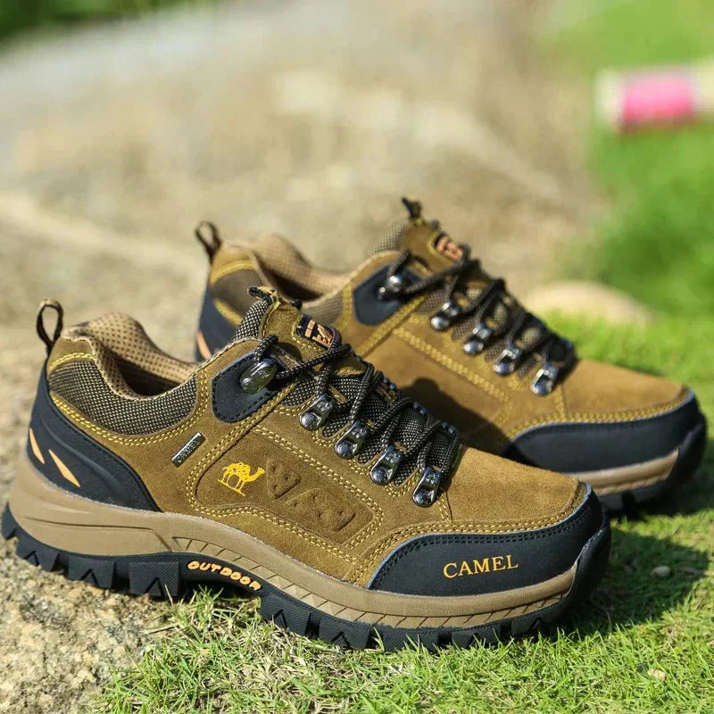 Rainer™ | Botas de montaña Camel resistentes