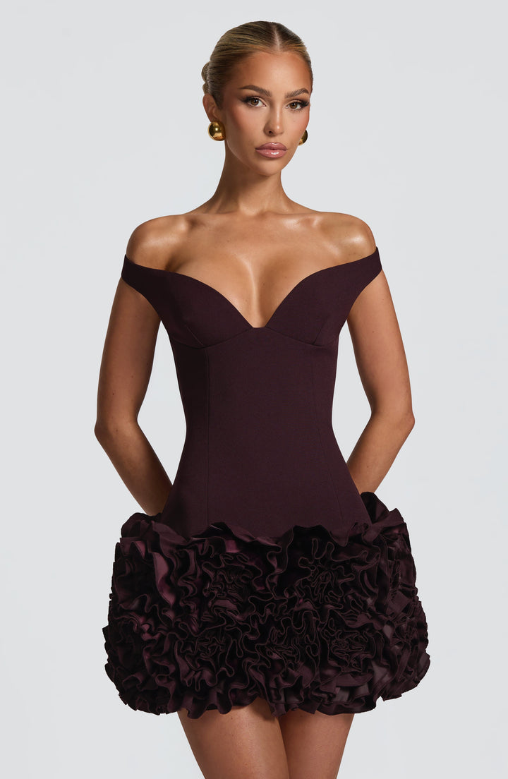 Aralyn™ | Vestido con volantes florales