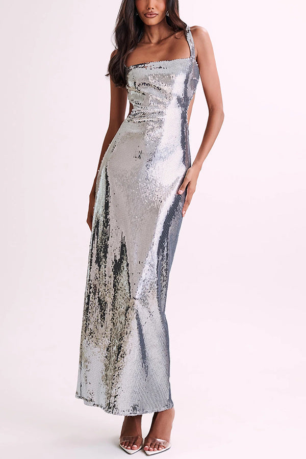 Solara™ | Vestido de lentejuela con cut-out lateral