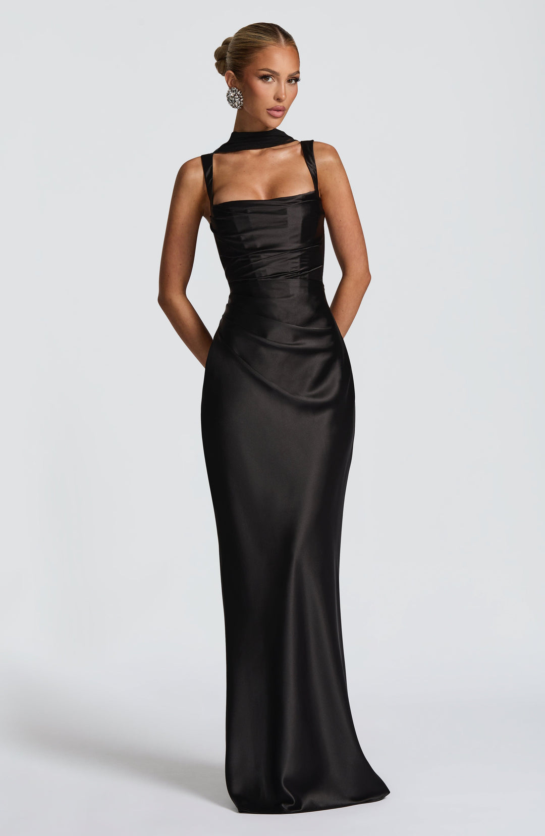 Mariela™ | Vestido satinado de lujo con plisado asimétrico