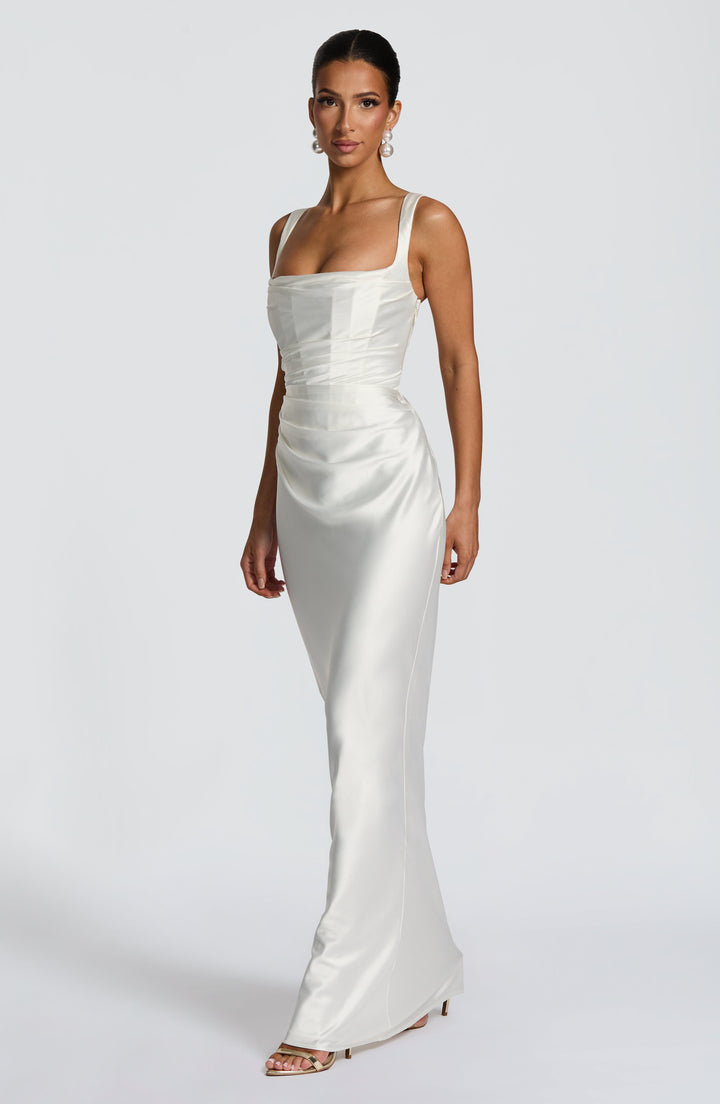 Mariela™ | Vestido satinado de lujo con plisado asimétrico