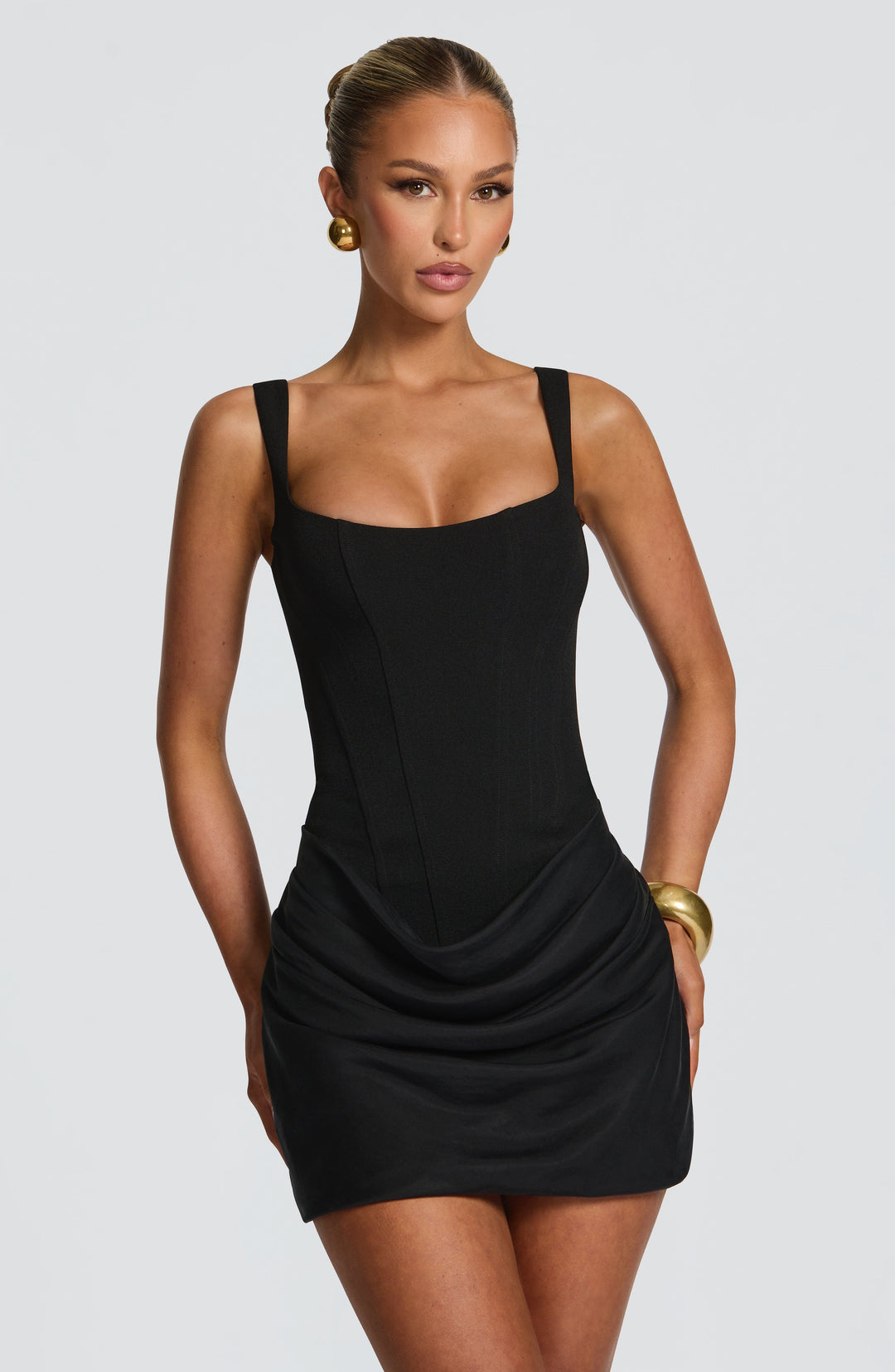 Allegra™ | Vestido mini con corset y falda