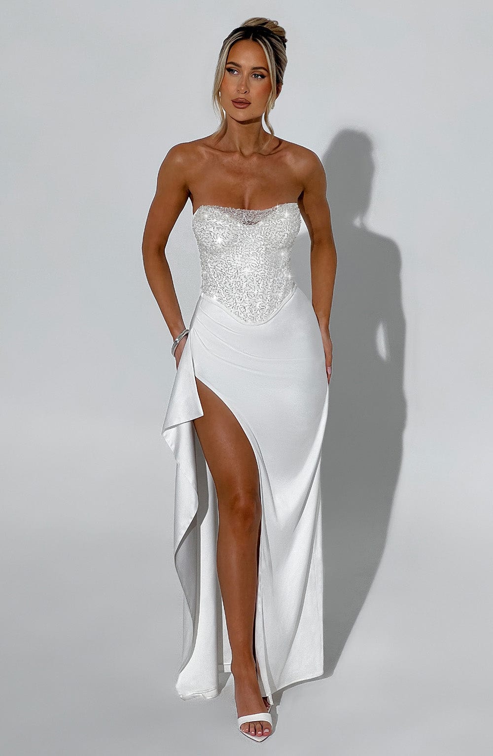 Viviana™ | Vestido de lujo con falda satinada