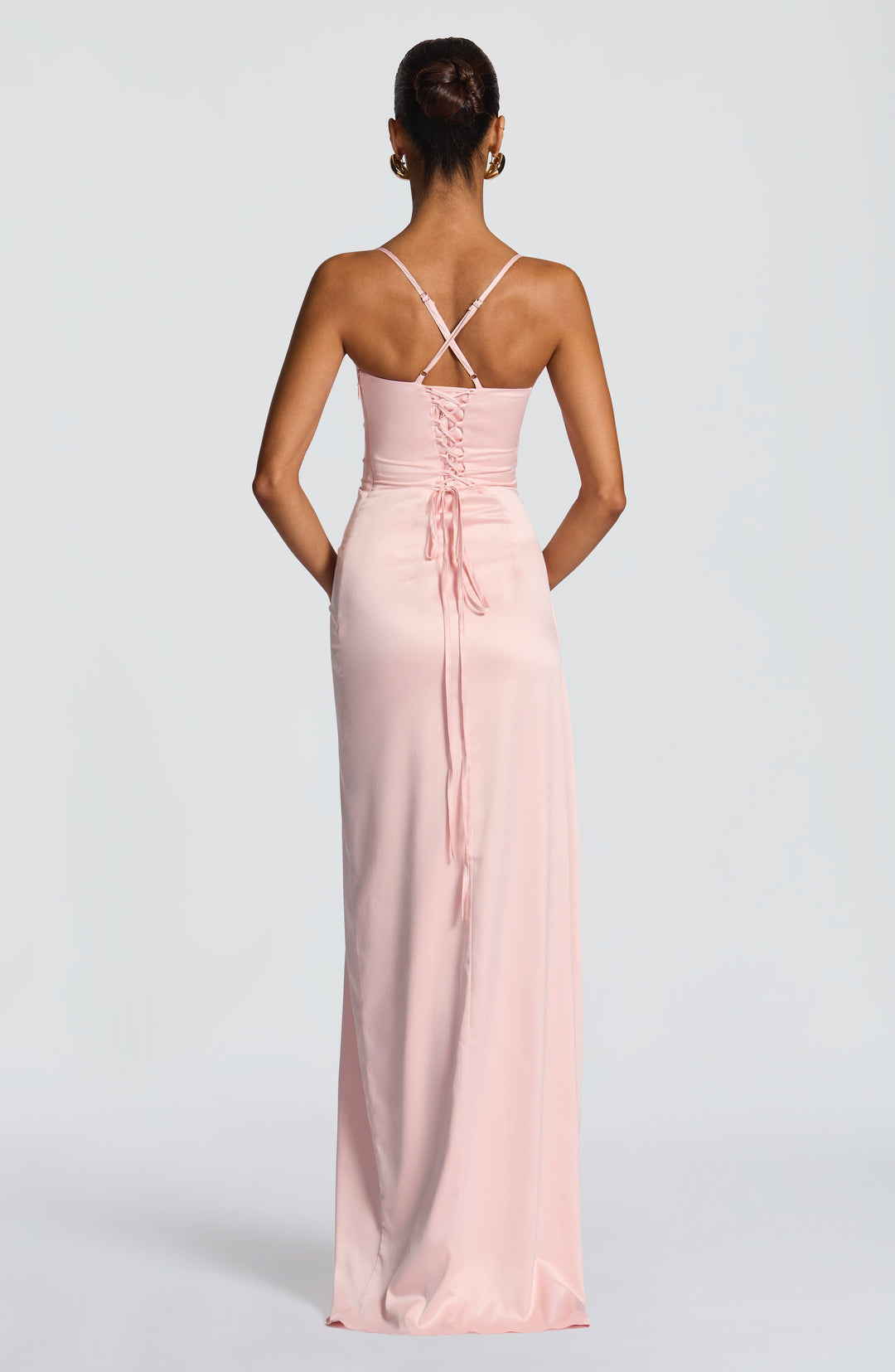 Maritza™ | Vestido satinado premium con abertura drapeada