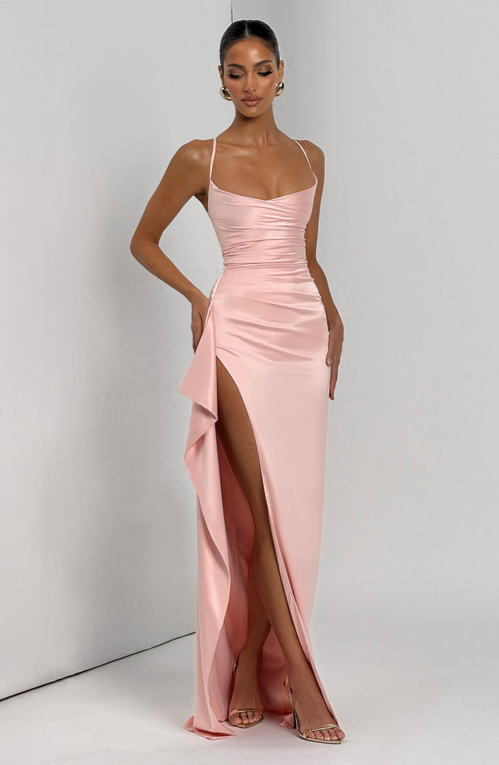 Maritza™ | Vestido satinado premium con abertura drapeada