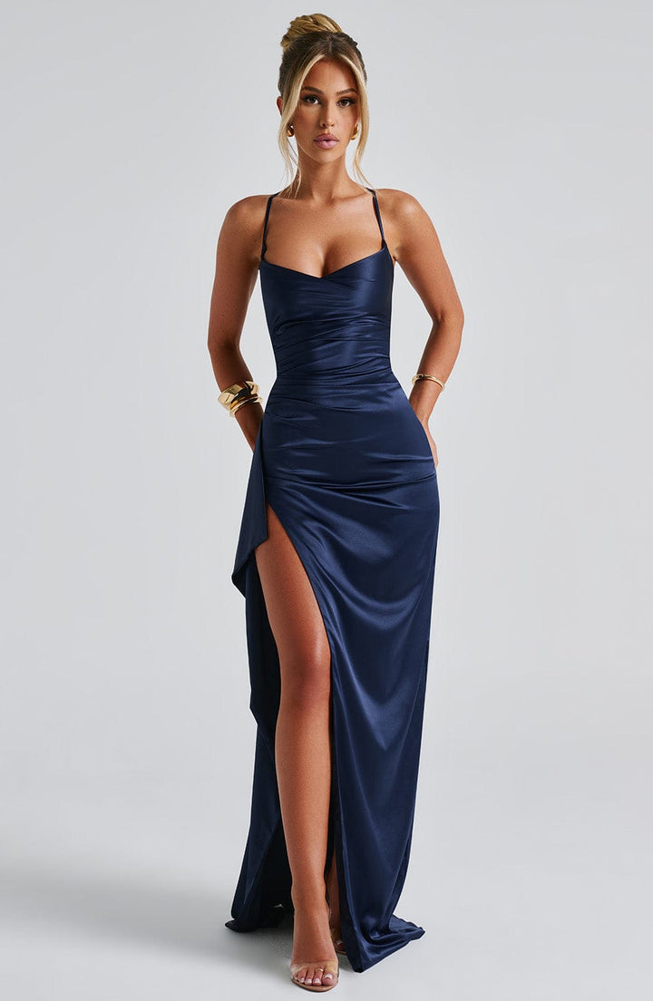Maritza™ | Vestido satinado premium con abertura drapeada