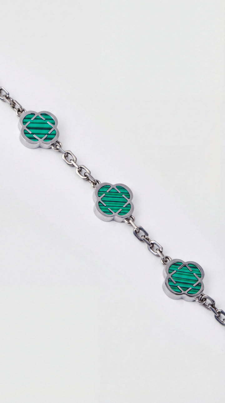 Émeraude Lumière™ | Pulsera elegante con piedra verde en plata
