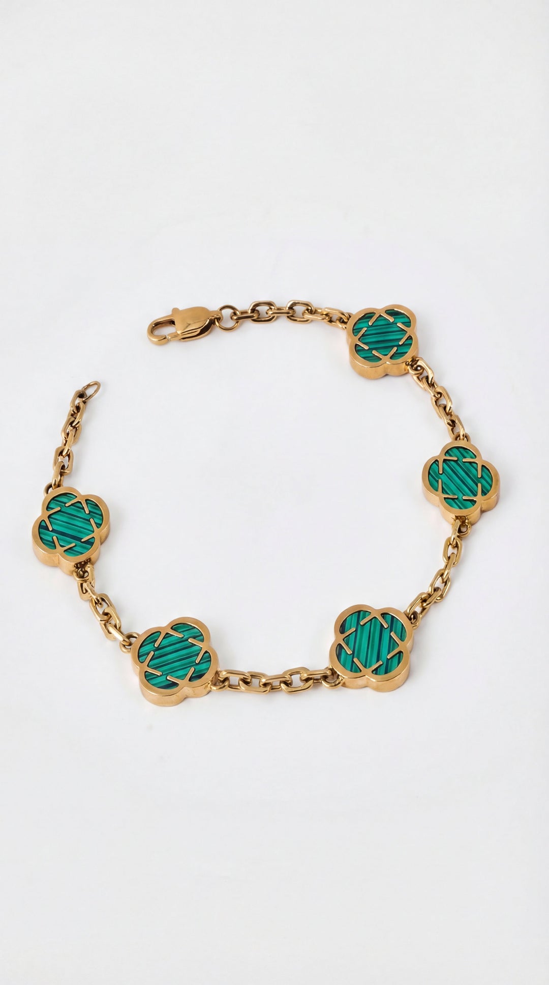 Émeraude Royale™ | Pulsera elegante con piedra verde bañada en oro