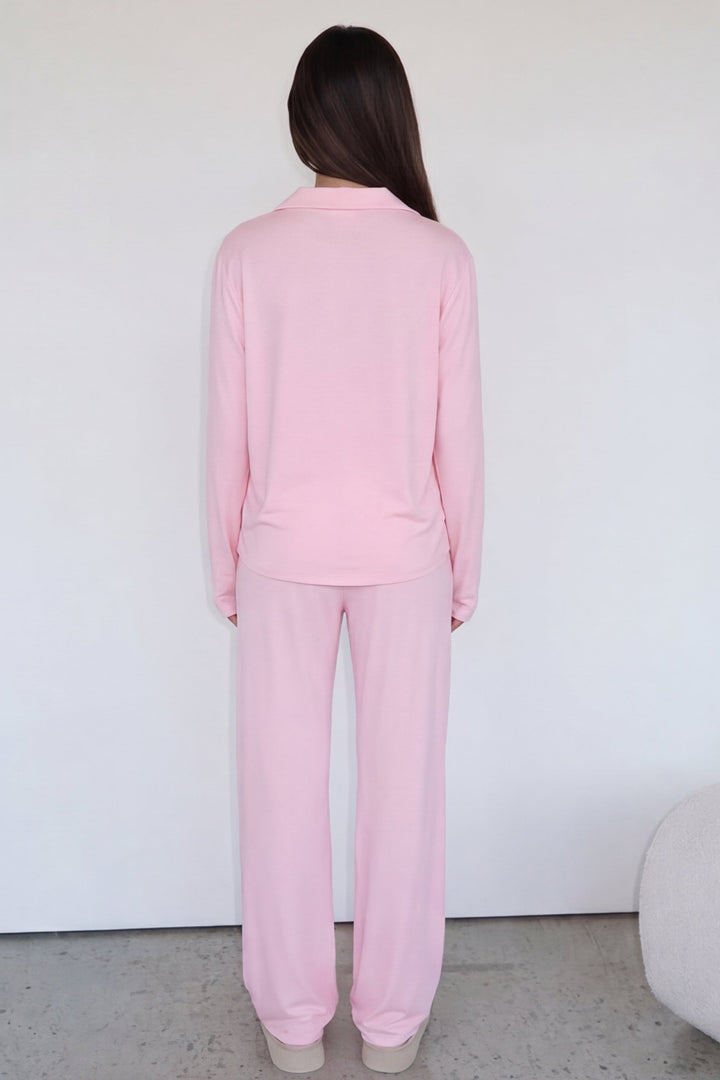Valentina™ | Conjunto de pijama satinado color rosa
