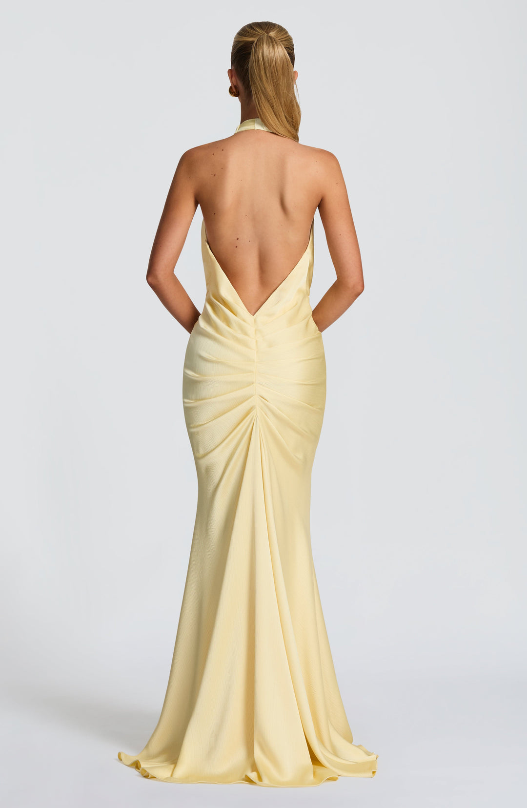 Aveline™ | Vestido premium texturizado con escote halter