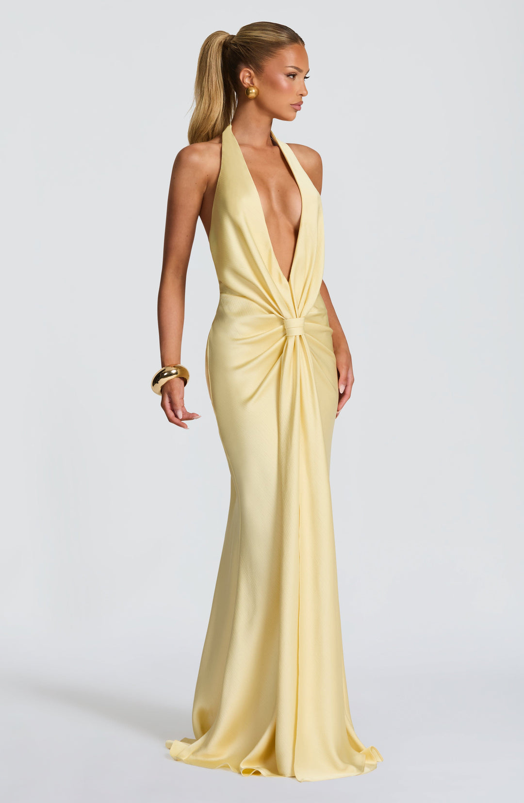 Aveline™ | Vestido premium texturizado con escote halter