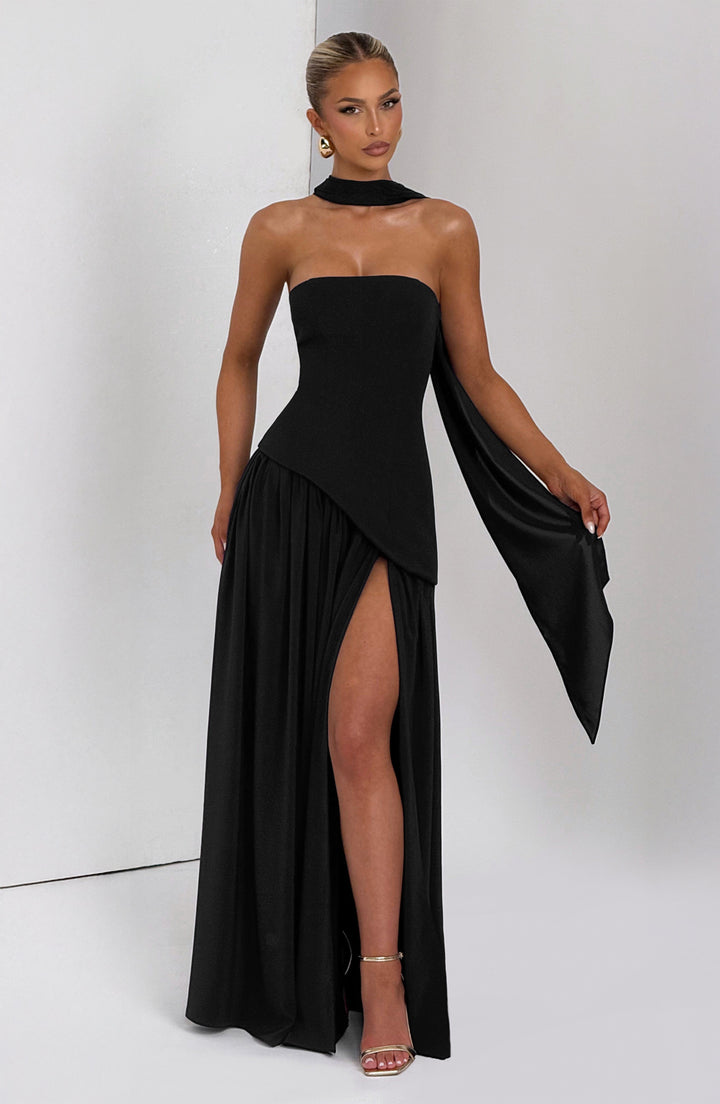 Rouge Amélie™ | Vestido largo con abertura elegante