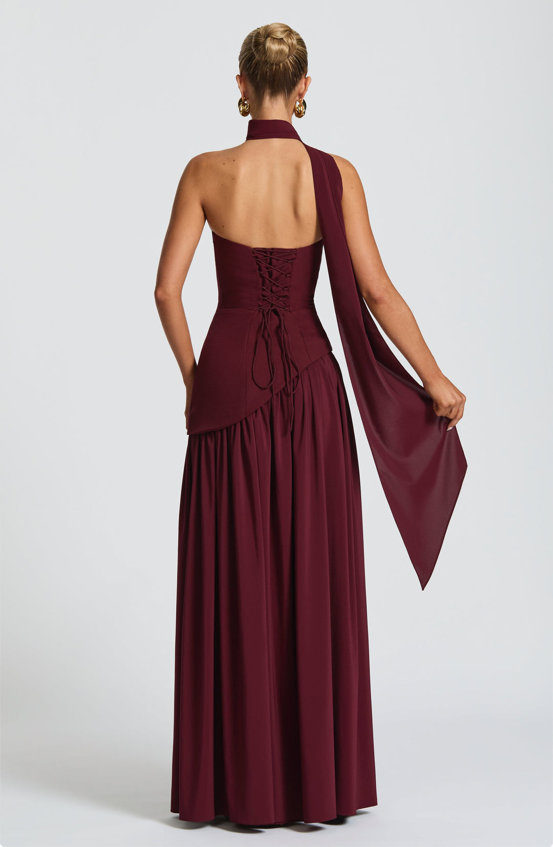 Rouge Amélie™ | Vestido largo con abertura elegante