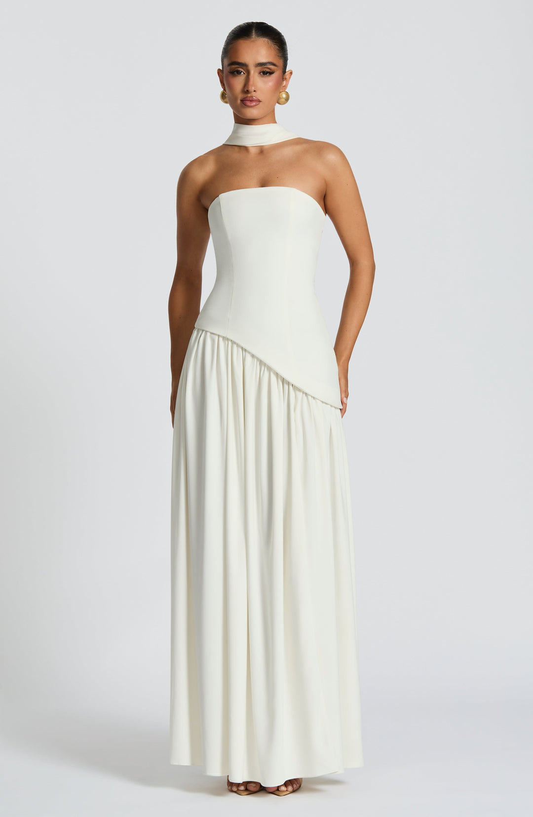 Rouge Amélie™ | Vestido largo con abertura elegante