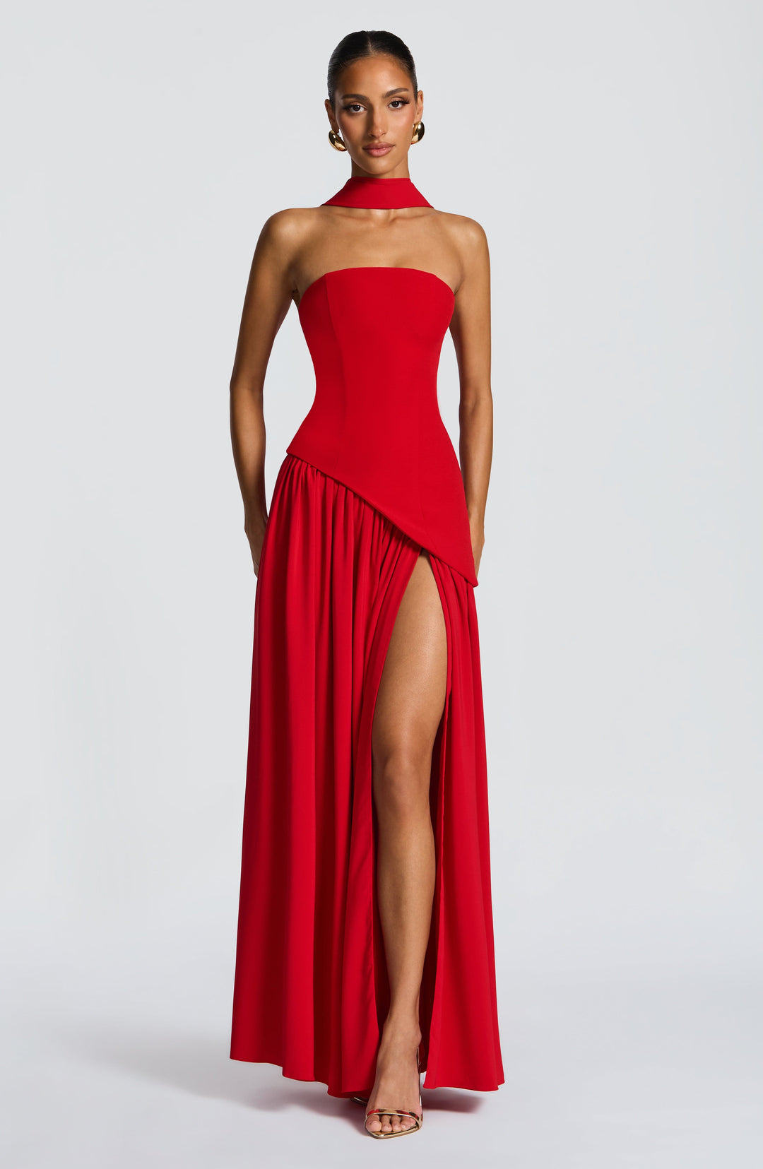 Rouge Amélie™ | Vestido largo con abertura elegante