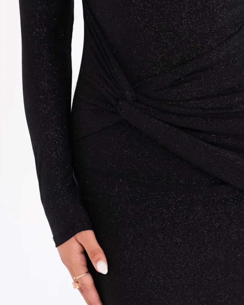 Alma Renata™ | Maxi vestido asimétrico brillante